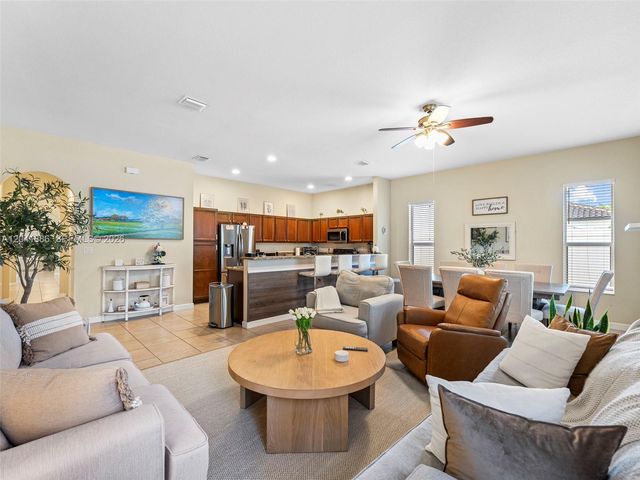 9171 SW 172nd Ave, Miami, FL 33196