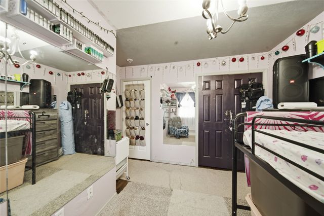 10949 E 3rd Street, Tulsa, OK 74128
