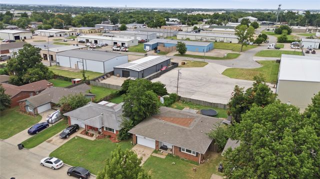 10949 E 3rd Street, Tulsa, OK 74128