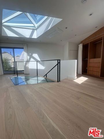 340 Indiana Ave, Venice (los Angeles), CA 90291