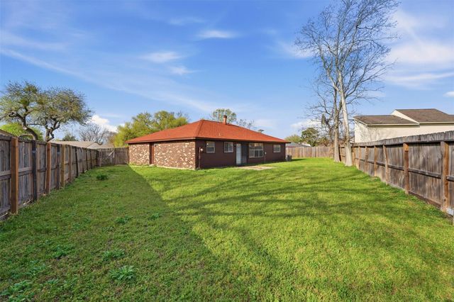 1418 Crawley Court, Channelview, TX 77530