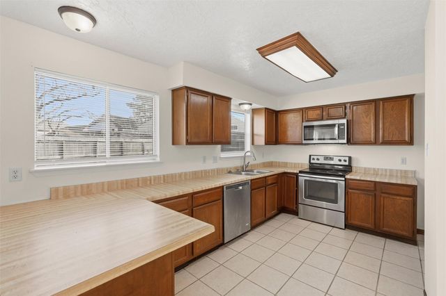 1418 Crawley Court, Channelview, TX 77530