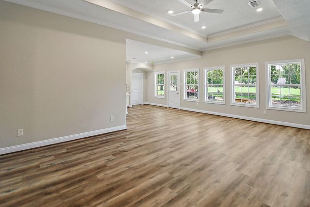 16050 Sea Palms Dr, Crosby, TX 77532