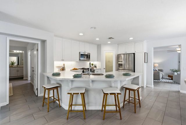 1053 Manteca, Oceanside, CA 92057
