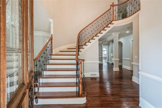 5338 BINGHURST Court, Suwanee, GA 30024