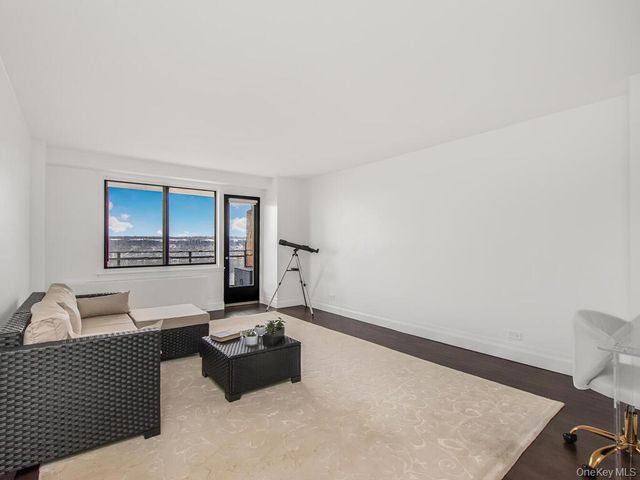 3671 Hudson Manor Terrace 17A, Bronx, NY 10463