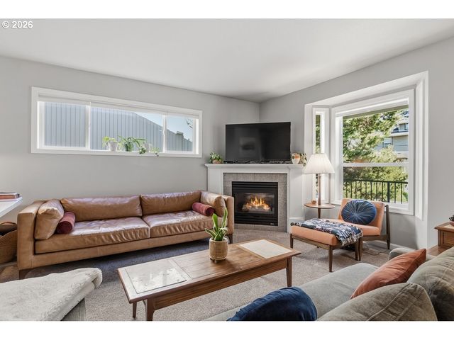 1924 Se SHERRETT St, Portland, OR 97202