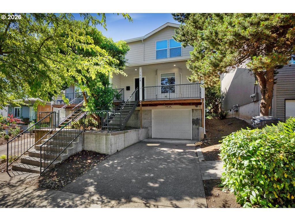 1924 Se SHERRETT St, Portland, OR 97202