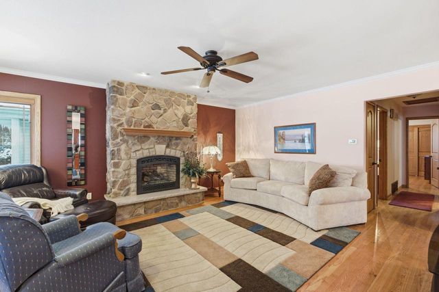 3401 S 86th STREET, Milwaukee, WI 53227