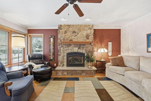 3401 S 86th STREET, Milwaukee, WI 53227