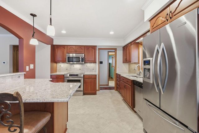 3401 S 86th STREET, Milwaukee, WI 53227