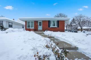 3401 S 86th STREET, Milwaukee, WI 53227