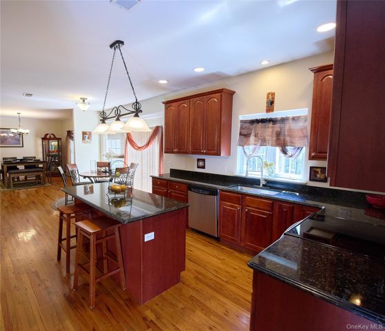 41 Philip Drive, Montgomery, NY 12549