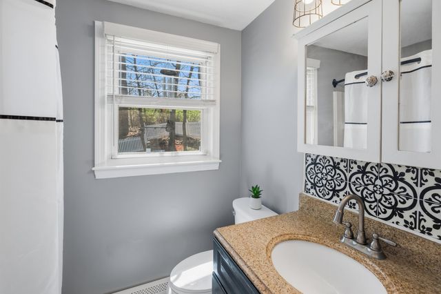 81 Theophile Street, Manchester, NH 03102