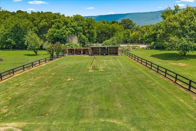 119 County Road 887, Etowah, TN 37331