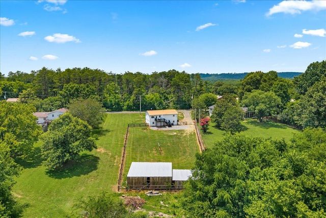 119 County Road 887, Etowah, TN 37331