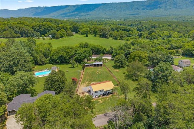 119 County Road 887, Etowah, TN 37331
