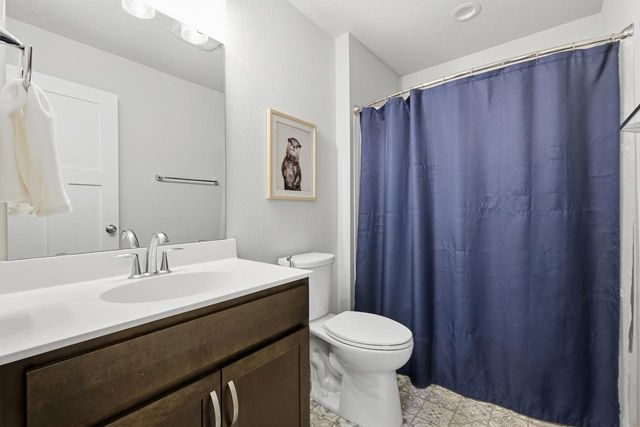987 Griffin Way, Deforest, WI 53532