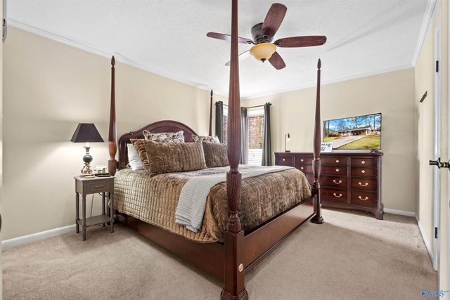 237 Brookhaven Drive, Gadsden, AL 35901