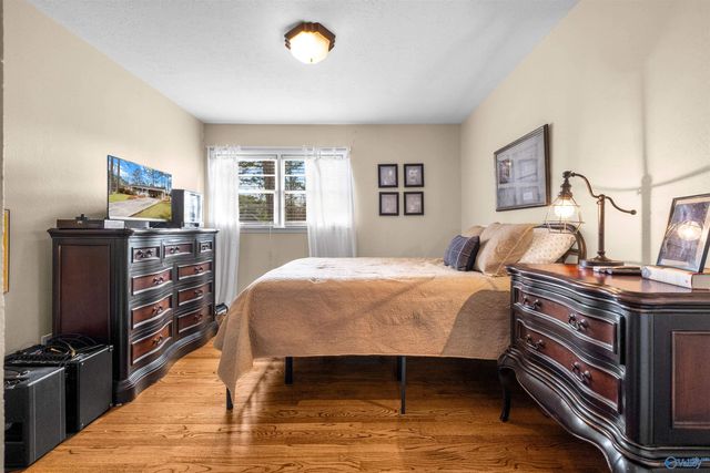 237 Brookhaven Drive, Gadsden, AL 35901