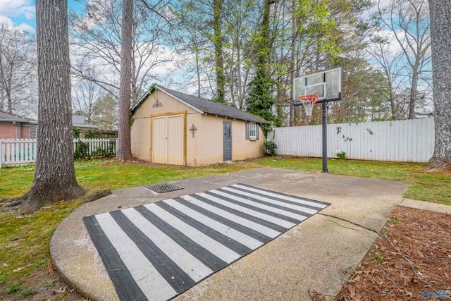 237 Brookhaven Drive, Gadsden, AL 35901