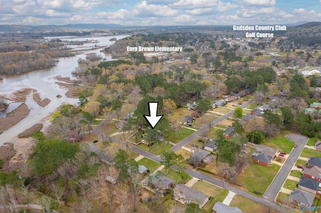 237 Brookhaven Drive, Gadsden, AL 35901