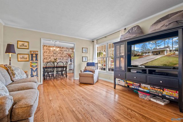 237 Brookhaven Drive, Gadsden, AL 35901