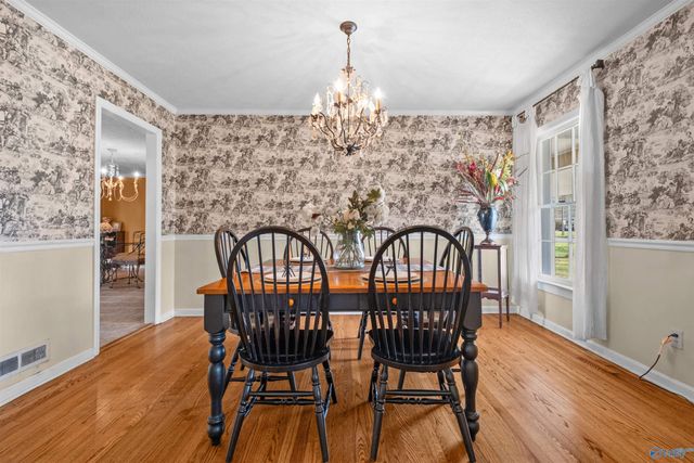 237 Brookhaven Drive, Gadsden, AL 35901