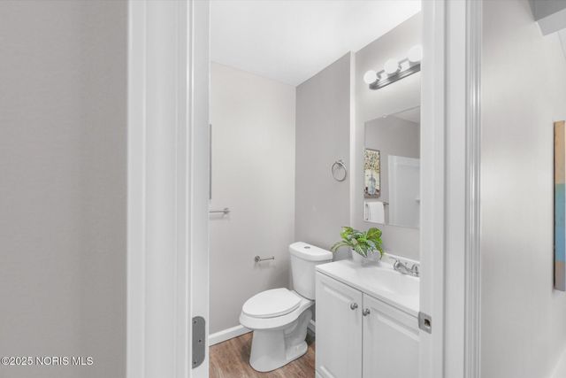 2447 Portsmouth Avenue, Toledo, OH 43613