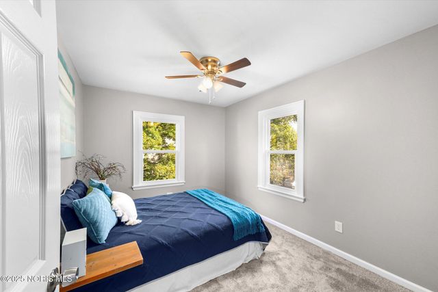 2447 Portsmouth Avenue, Toledo, OH 43613