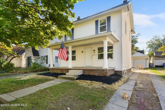 2447 Portsmouth Avenue, Toledo, OH 43613