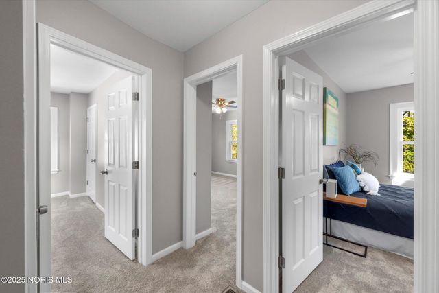 2447 Portsmouth Avenue, Toledo, OH 43613