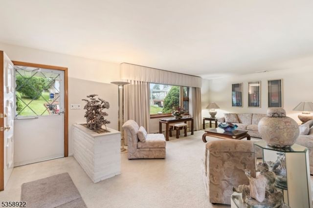 35 Hillside Ave, Netcong Boro, NJ 07857