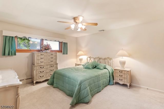 35 Hillside Ave, Netcong Boro, NJ 07857