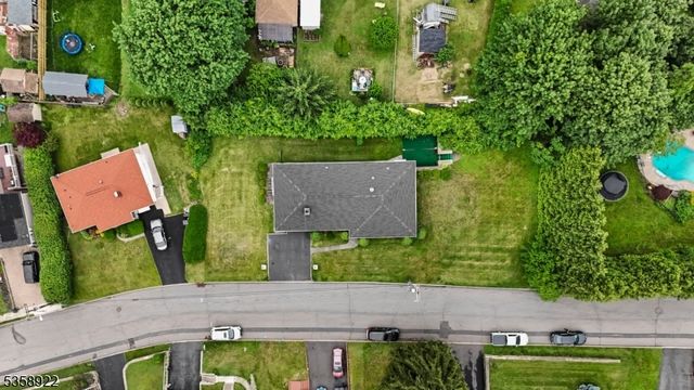 35 Hillside Ave, Netcong Boro, NJ 07857