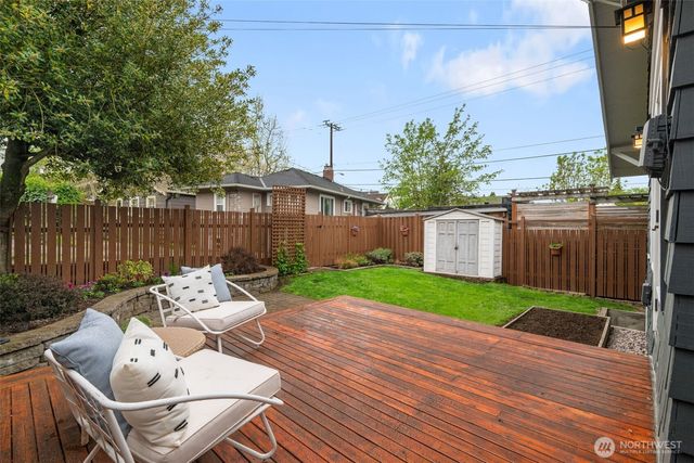1113 NE Ravenna Blvd, Seattle, WA 98105