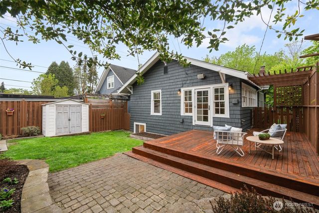 1113 NE Ravenna Blvd, Seattle, WA 98105