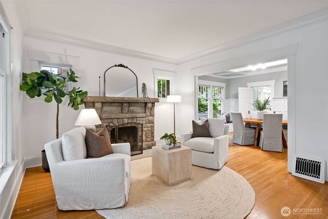 1113 NE Ravenna Blvd, Seattle, WA 98105