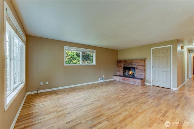 1214 Hemlock Street, Milton, WA 98354