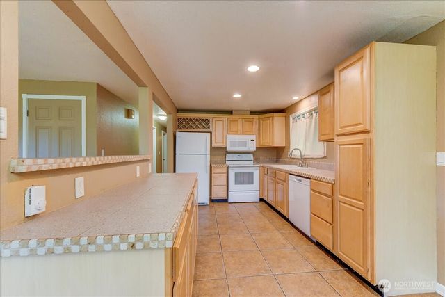 1214 Hemlock Street, Milton, WA 98354