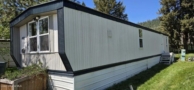 8852 W Meadow Brook CIR, Rathdrum, ID 83858