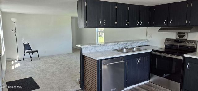 8852 W Meadow Brook CIR, Rathdrum, ID 83858