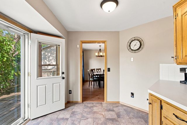 1817 N Shefford Cir, Wichita, KS 67212