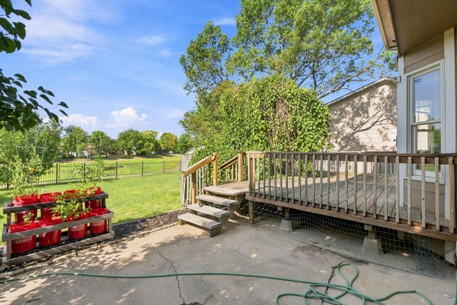 1817 N Shefford Cir, Wichita, KS 67212