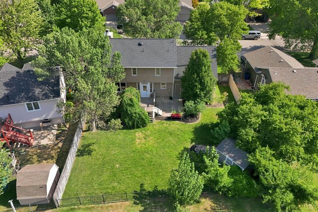 1817 N Shefford Cir, Wichita, KS 67212