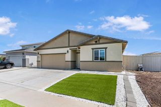 1355 Dusty Maiden Dr, Olivehurst, CA 95961