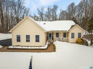 4 North Ridge Drive, Cromwell, CT 06416