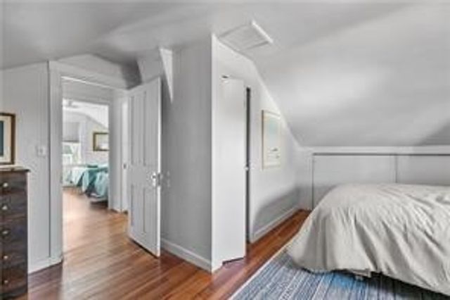 14 Dearborn Street, Newport, RI 02840