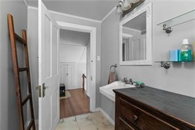 14 Dearborn Street, Newport, RI 02840
