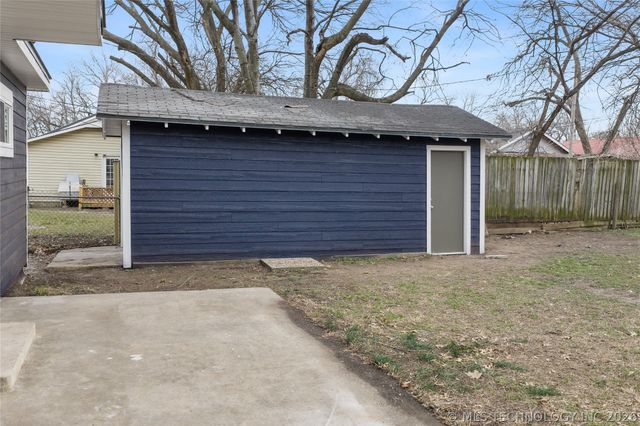 116 11th Avenue NW, Ardmore, OK 73401